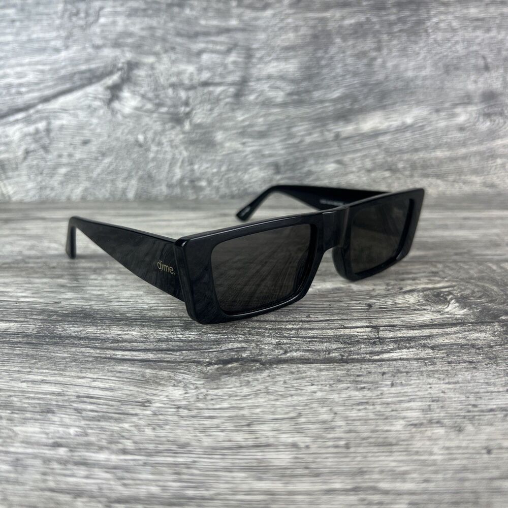 Dime Amore Polarized Women's Black Chunky Square Sunglasses - DO01 0414 BKGRP